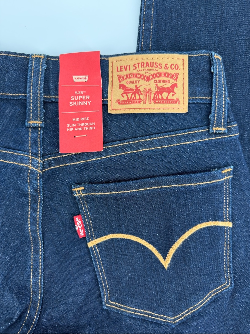 Levi’s 535 Super Skinny Jeans Womens 25x30 Dark Wash Blue Denim Stretch NWT - Picture 6 of 16